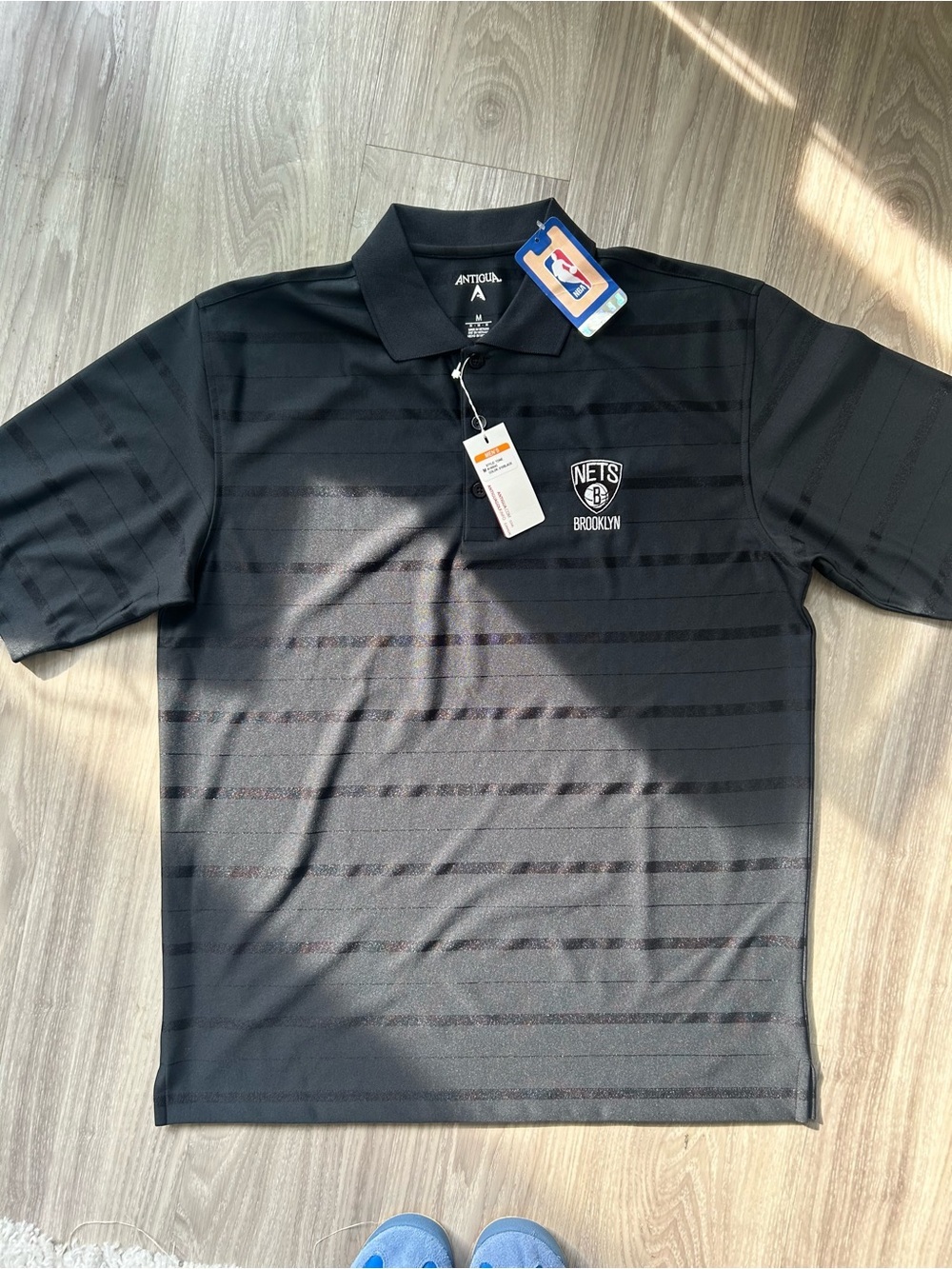 Authentic Brooklyn Nets Polo Golf Shirt in Black on Black (Medium) - Picture 10 of 12